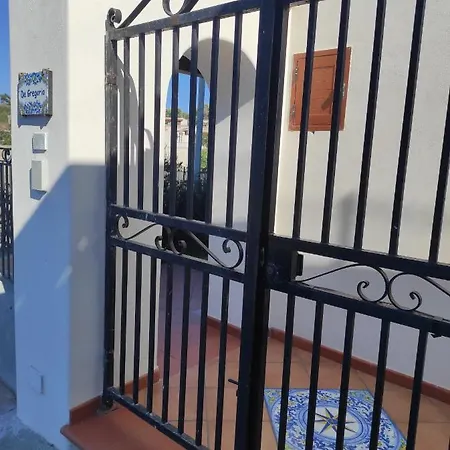 Апартаменты Mennulita *