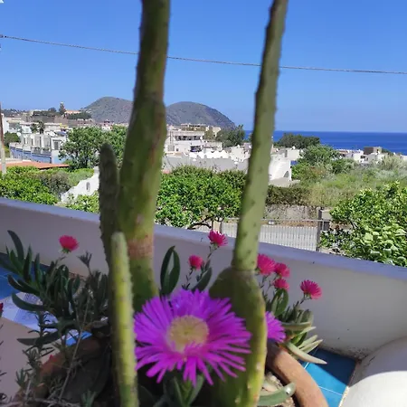 Апартаменты Mennulita